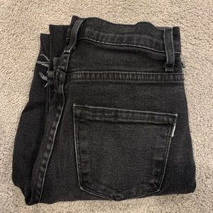 Vibrant black mom jeans